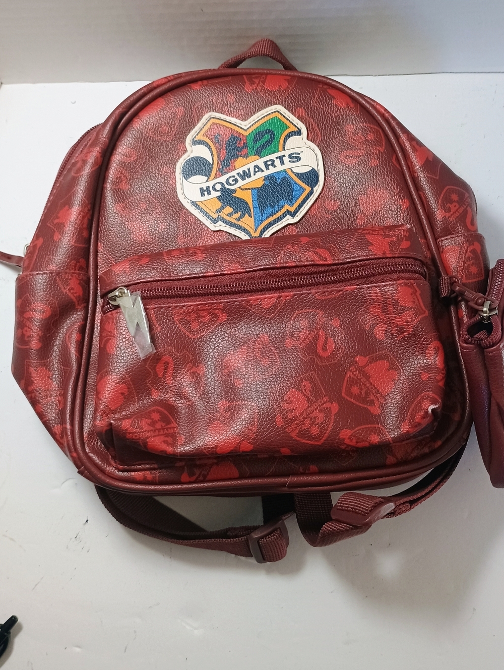 Harry Potter Hogwarts College Fan HS Mini Backpack with Pouch- Red Faux Leather